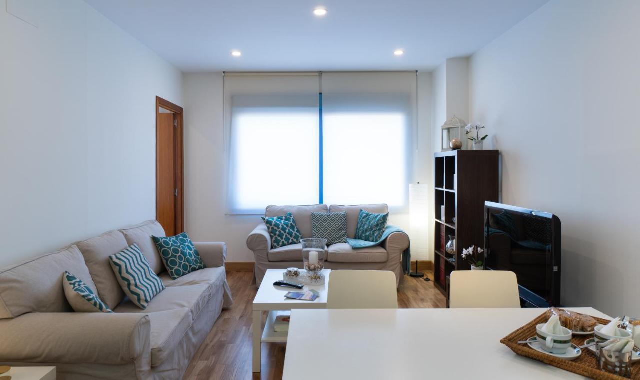 Malaga Centro Maria Zambrano Apartment ภายนอก รูปภาพ