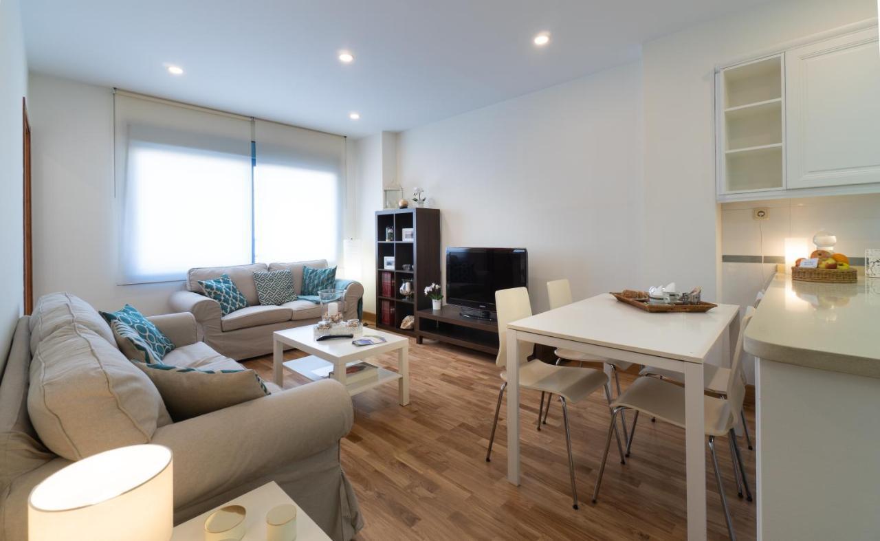 Malaga Centro Maria Zambrano Apartment ภายนอก รูปภาพ