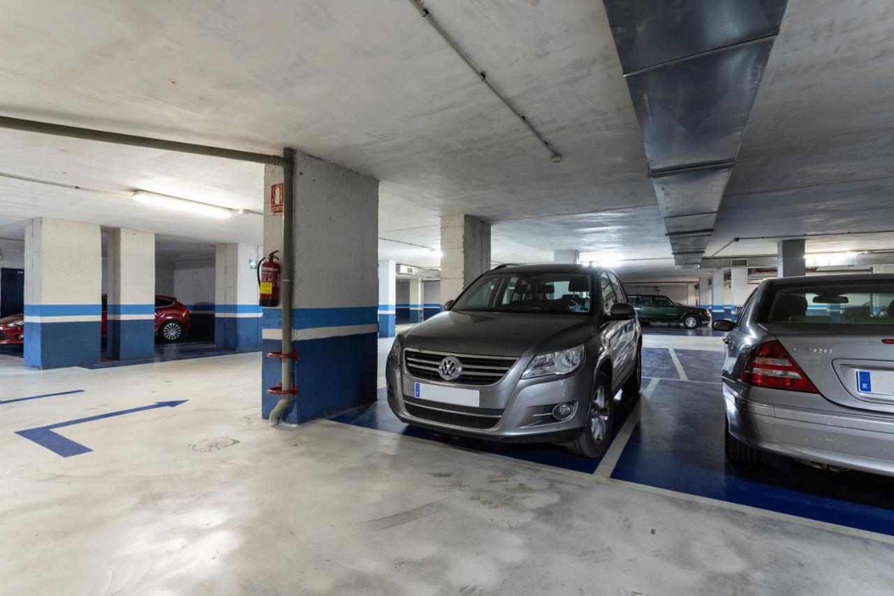 Malaga Centro Maria Zambrano Apartment ภายนอก รูปภาพ