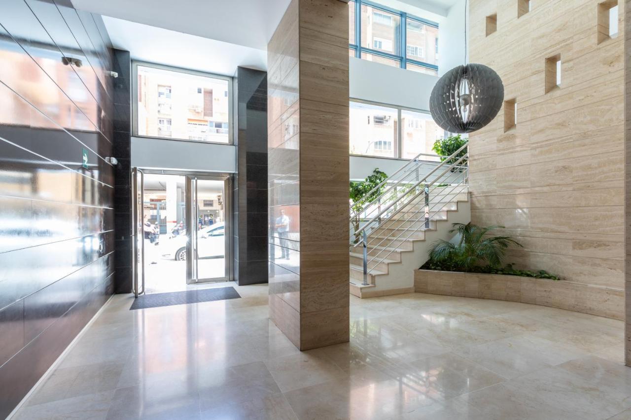 Malaga Centro Maria Zambrano Apartment ภายนอก รูปภาพ