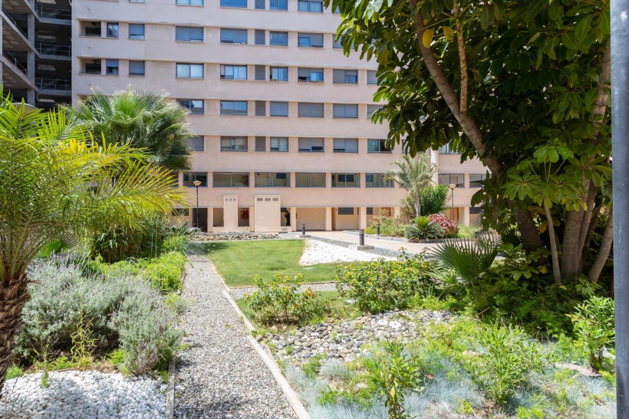 Malaga Centro Maria Zambrano Apartment ภายนอก รูปภาพ