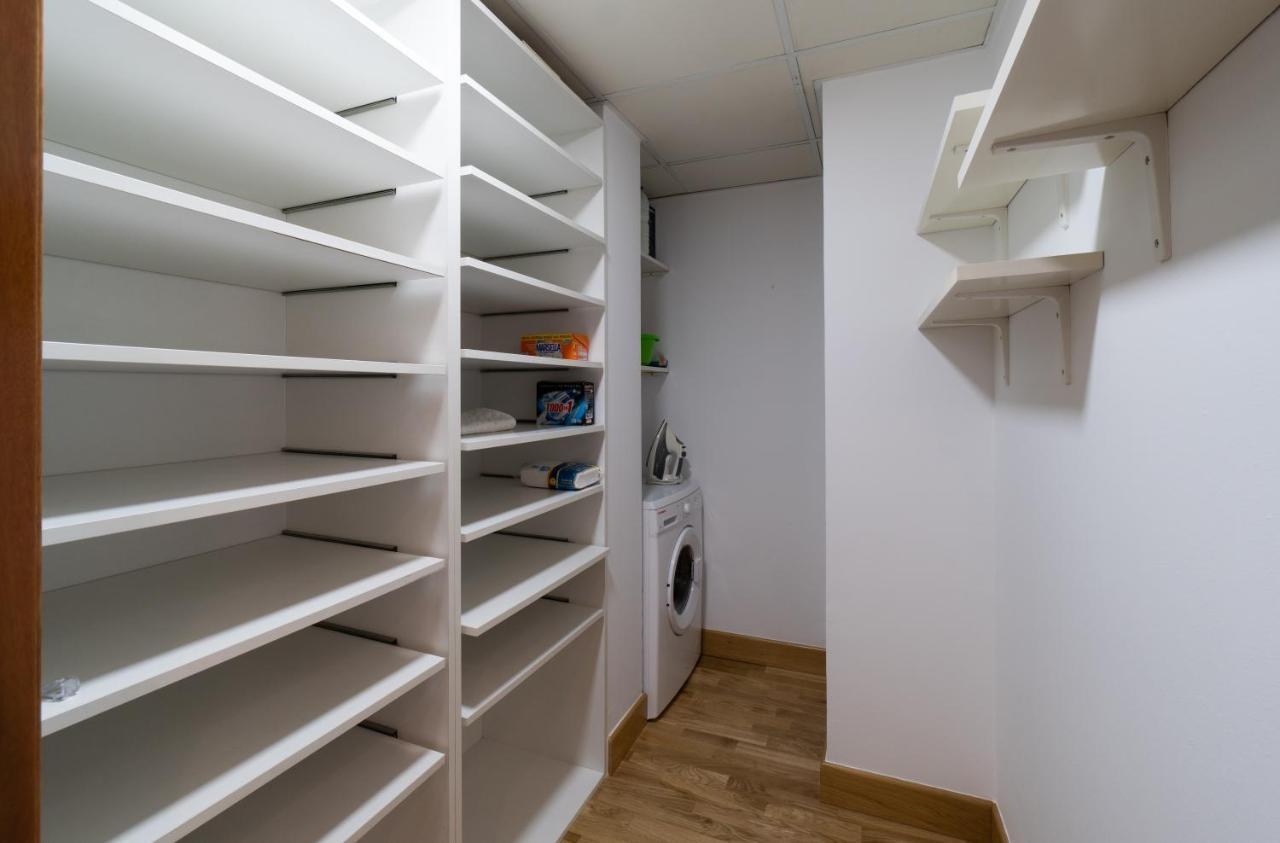 Malaga Centro Maria Zambrano Apartment ภายนอก รูปภาพ