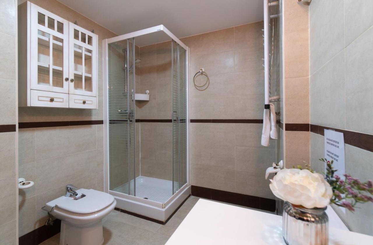 Malaga Centro Maria Zambrano Apartment ภายนอก รูปภาพ