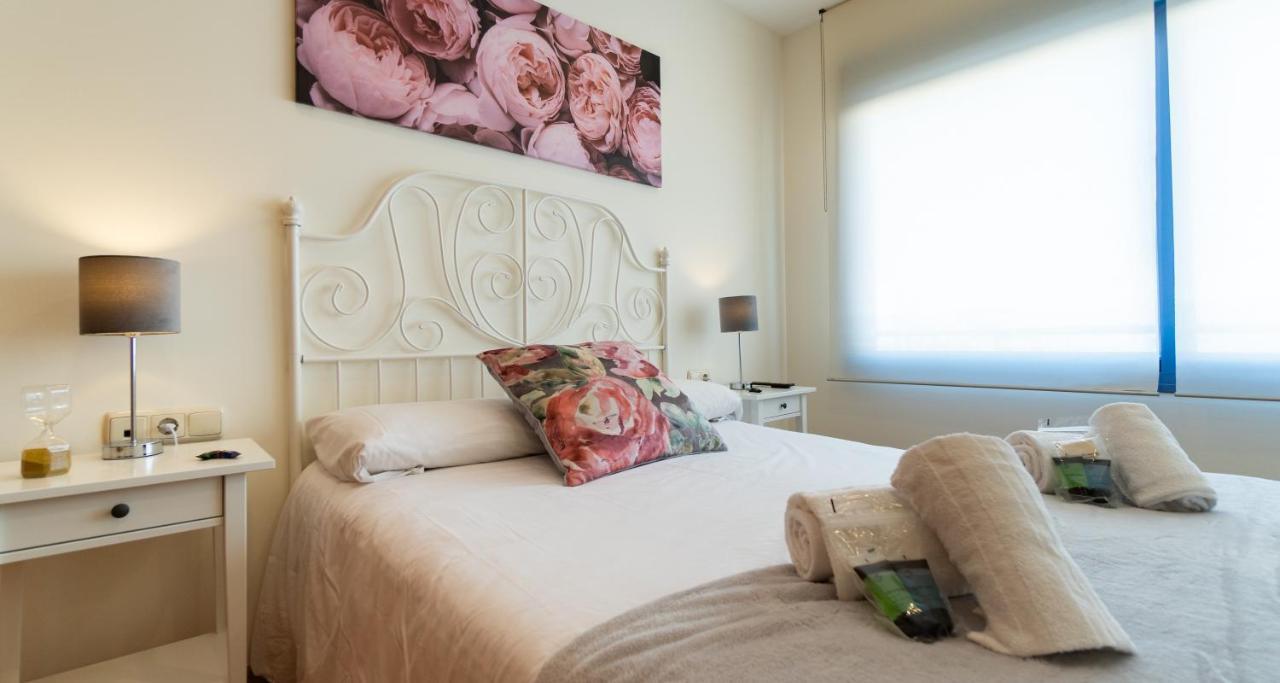 Malaga Centro Maria Zambrano Apartment ภายนอก รูปภาพ