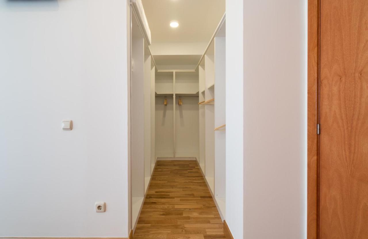 Malaga Centro Maria Zambrano Apartment ภายนอก รูปภาพ